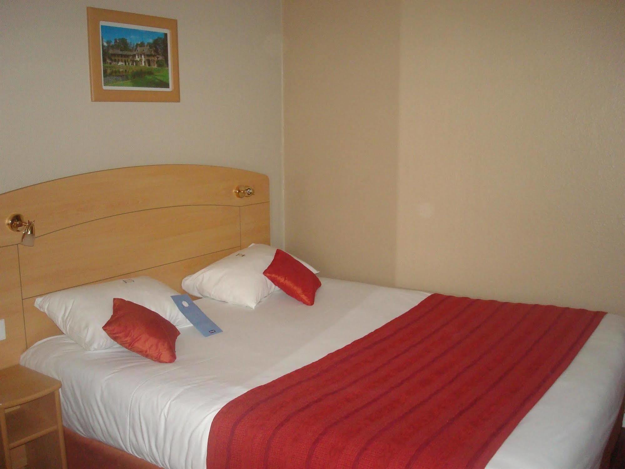 Sure Hotel By Best Western Plaisir Eksteriør billede